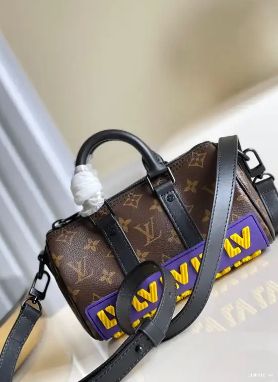 WIS XS KEEPALL LOUIS VUITTON 0607